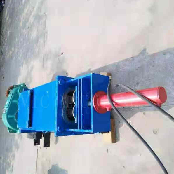 Double-Screw-Palm-Fruit-Oil-Press-with-hydraulic-system (5)